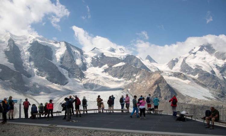 Alpler'de Theodul Buzulu'nun erimesiyle İtalya-İsviçre sınırı değişti